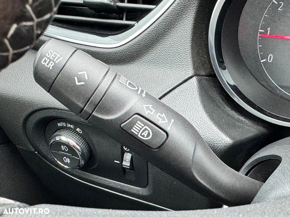 Opel Grandland X - 34
