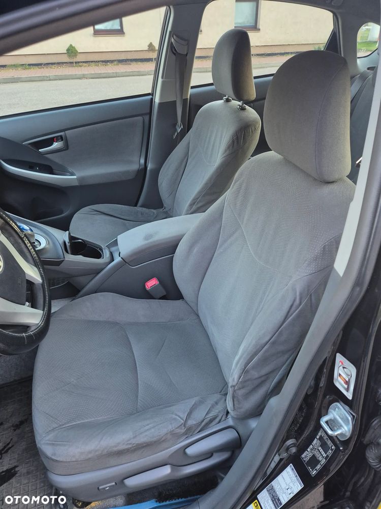 Toyota Prius - 8