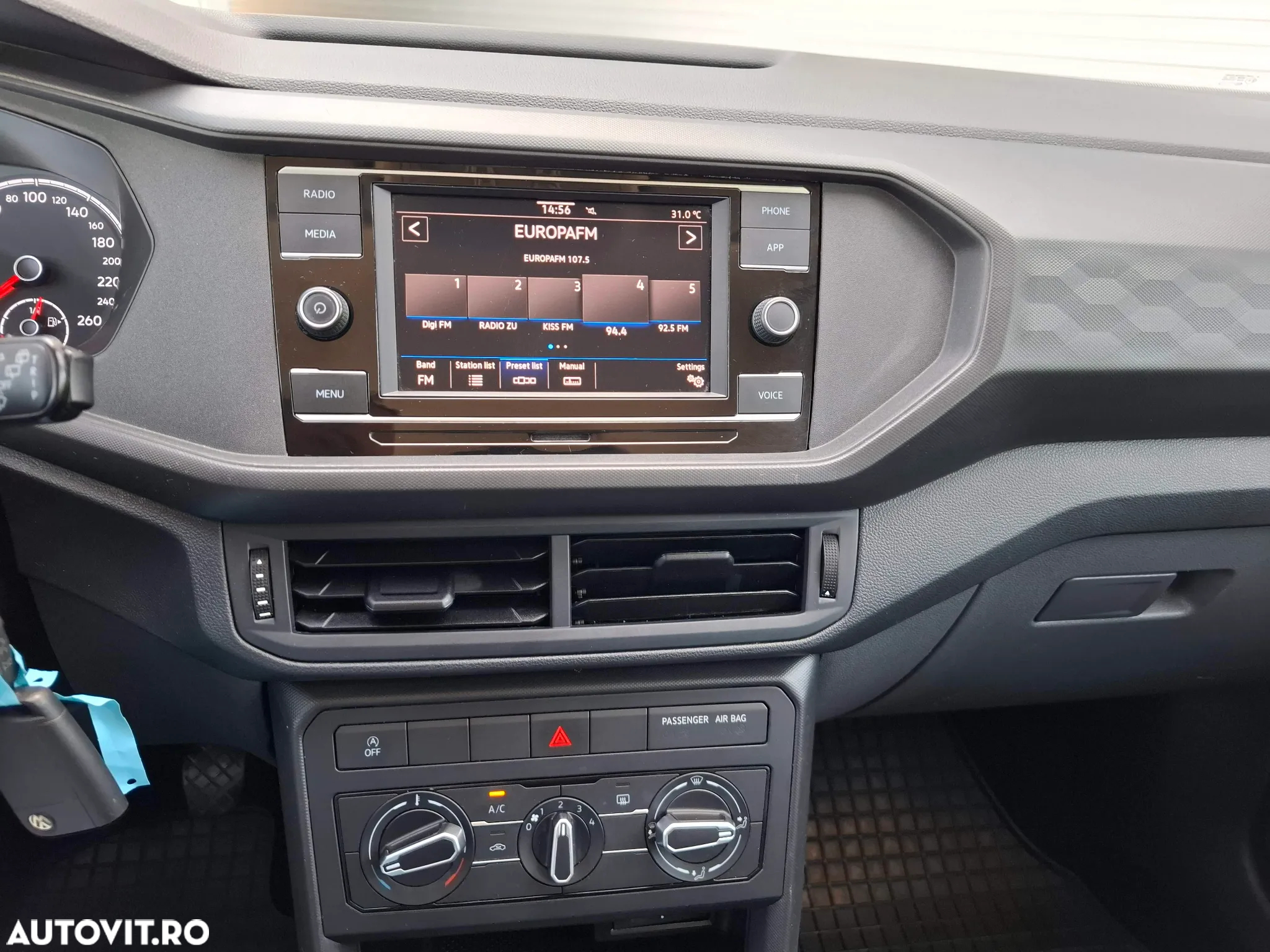 Volkswagen T-Cross 1.6 TDI Base - 9