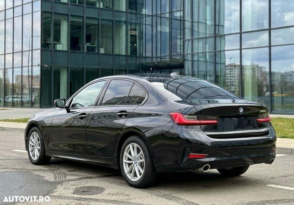 BMW Seria 3 318d AT MHEV - 13