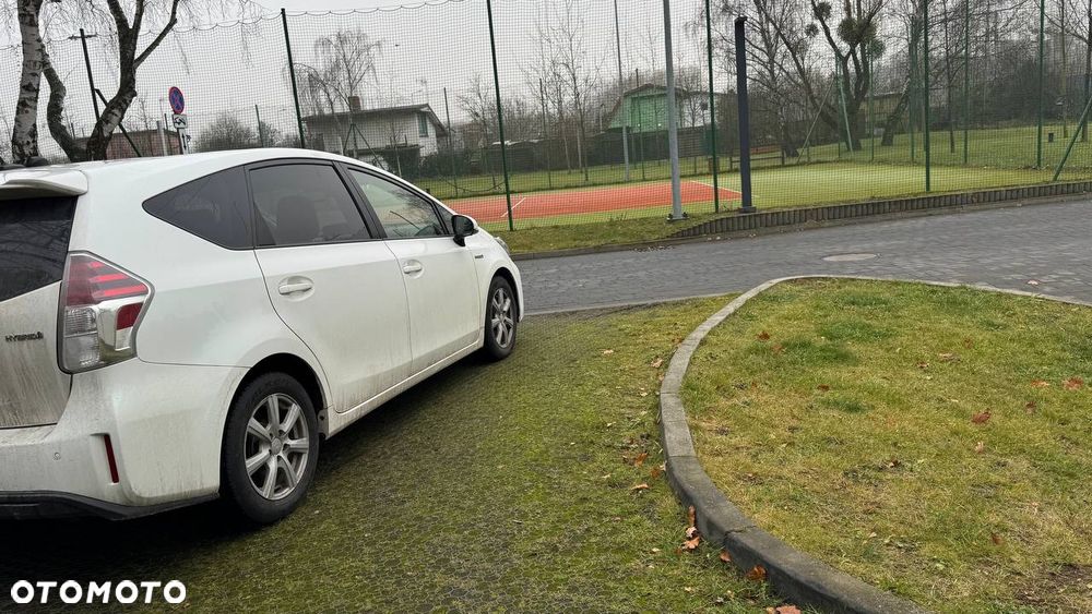 Toyota Prius+ (Hybrid) Executive - 5