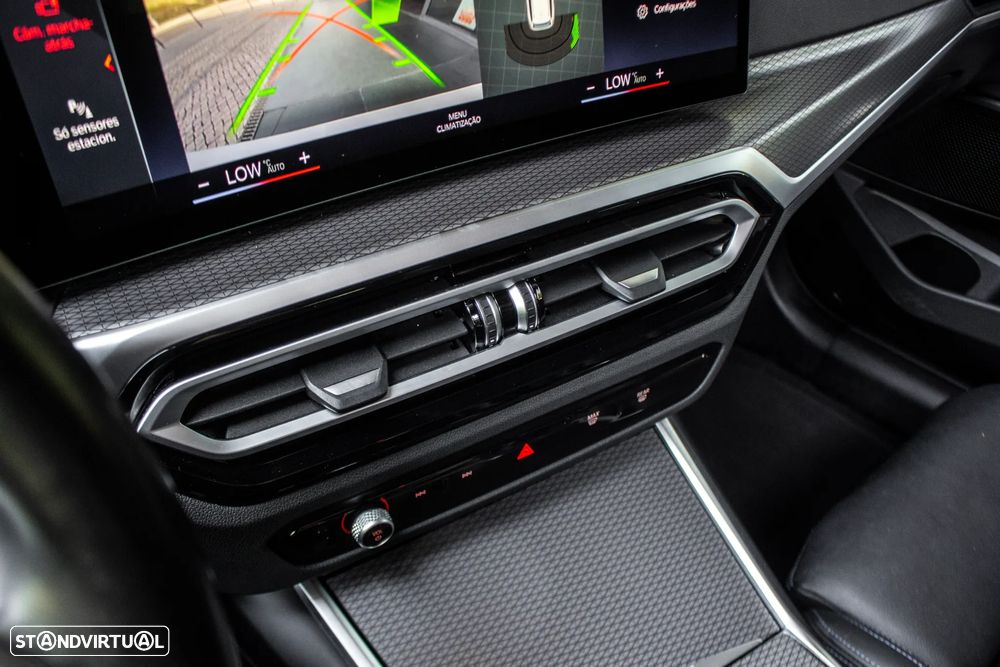 BMW 330 e xDrive Aut. M Sport - 27