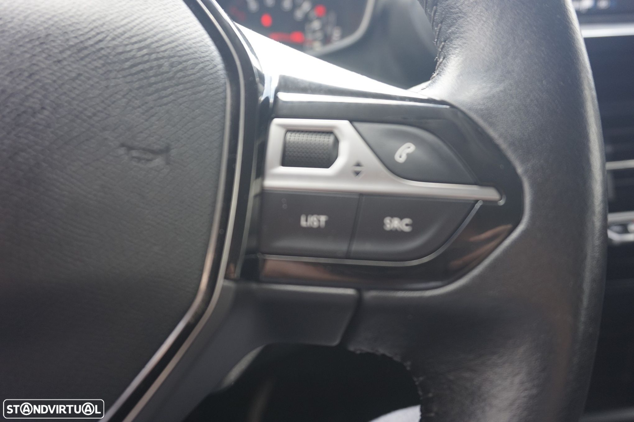 Peugeot 208 1.2 PureTech Active - 7