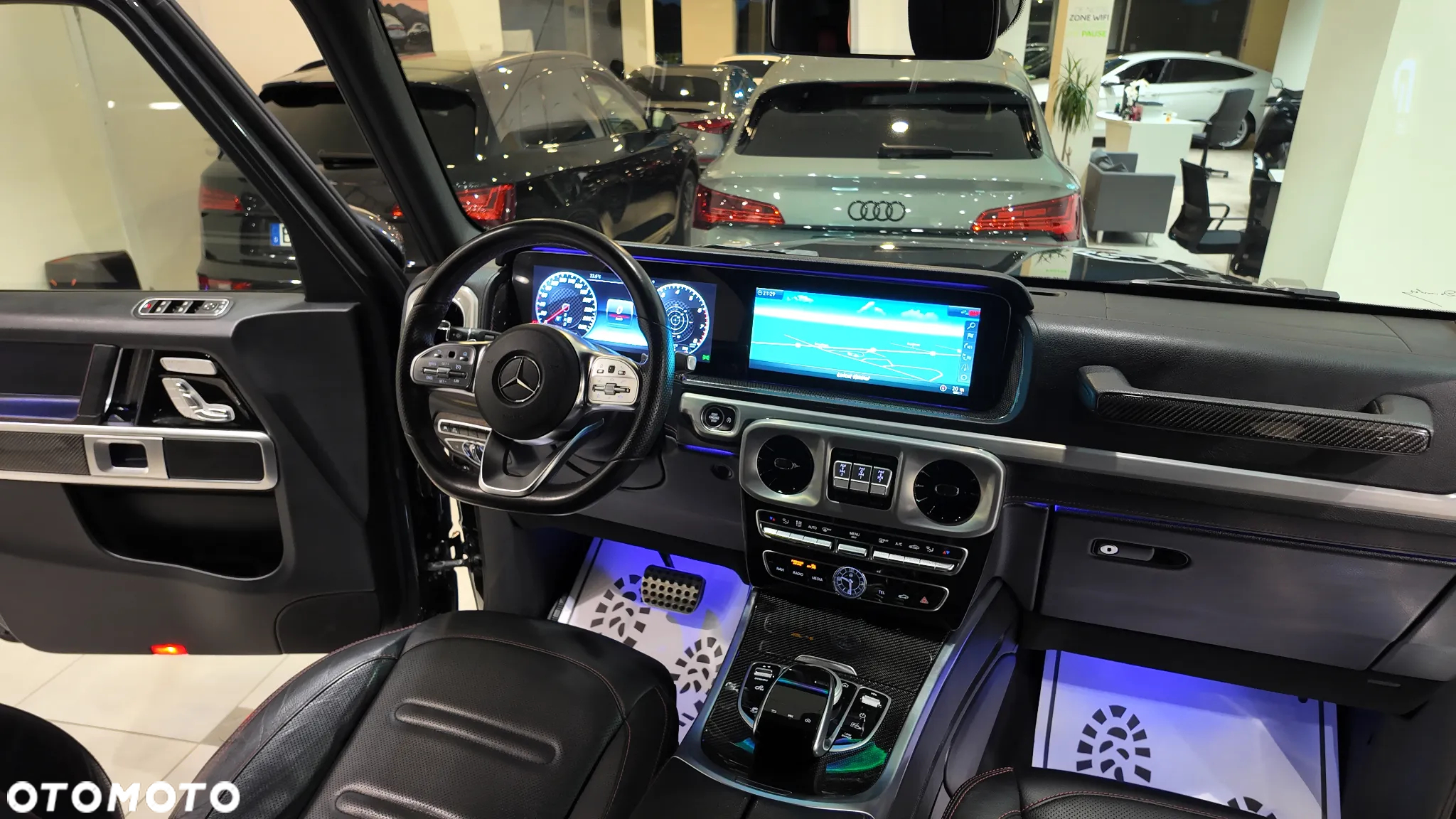 Mercedes-Benz Klasa G 500 9G-TRONIC Exclusive - 38