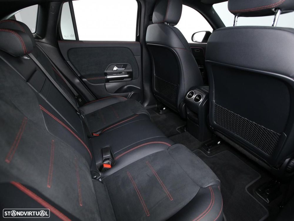 Mercedes-Benz EQA 350 4Matic AMG Line - 11