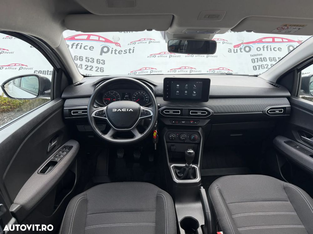 Dacia Logan TCe 90 MT6 Journey - 11