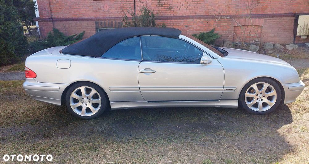 Mercedes-Benz CLK - 5