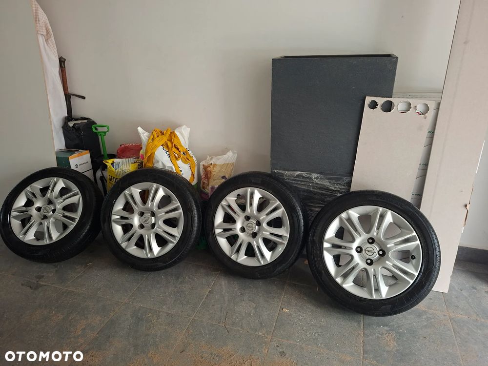 Opel Corsa 1.4 16V Enjoy - 8