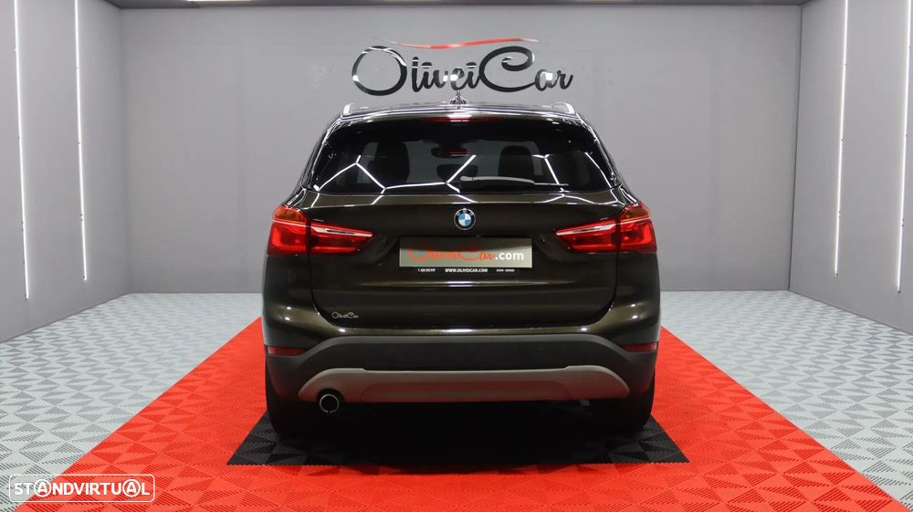 BMW X1 18 d sDrive Auto - 8