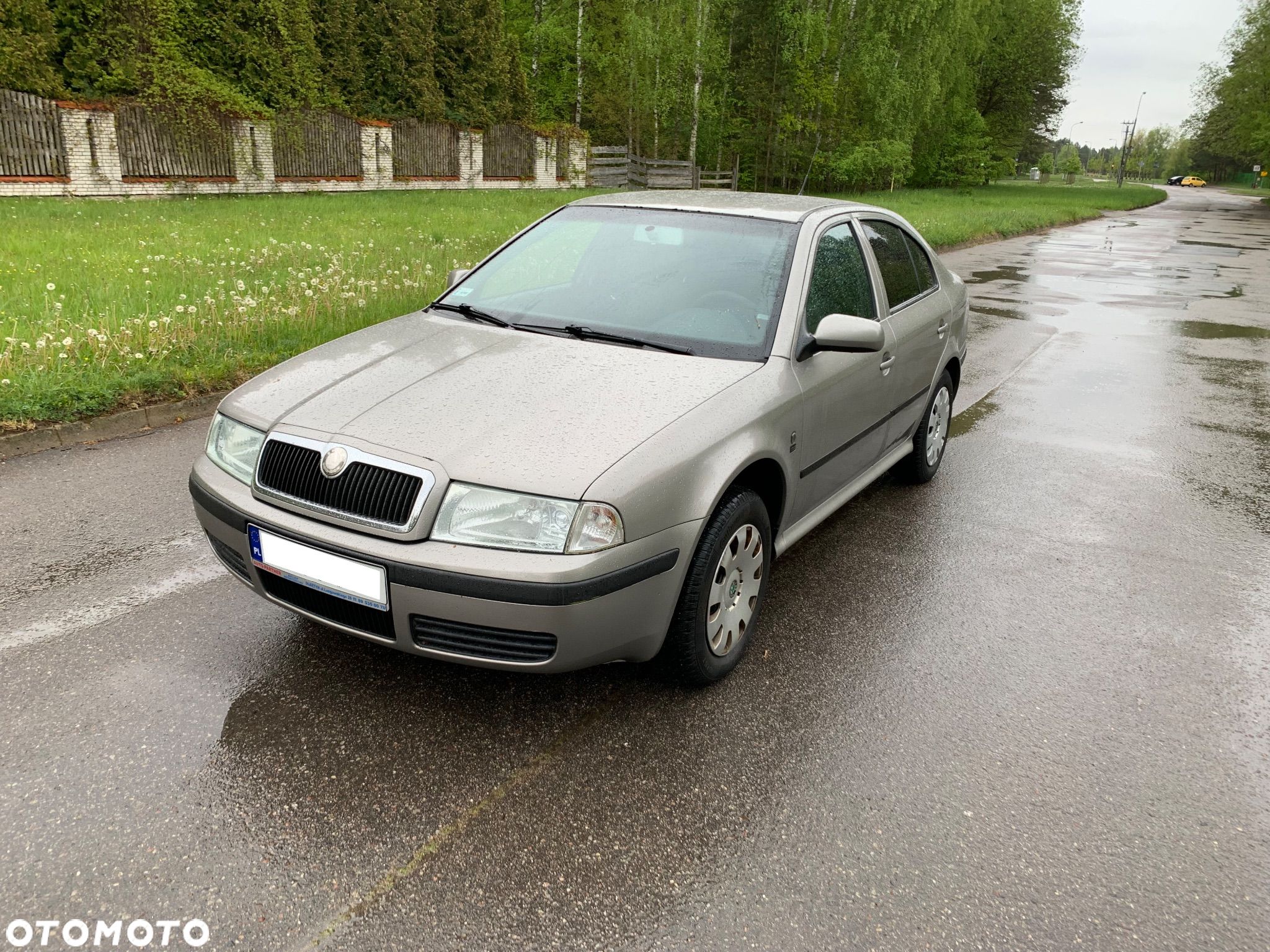 Skoda Octavia 1.6 Tour - 1