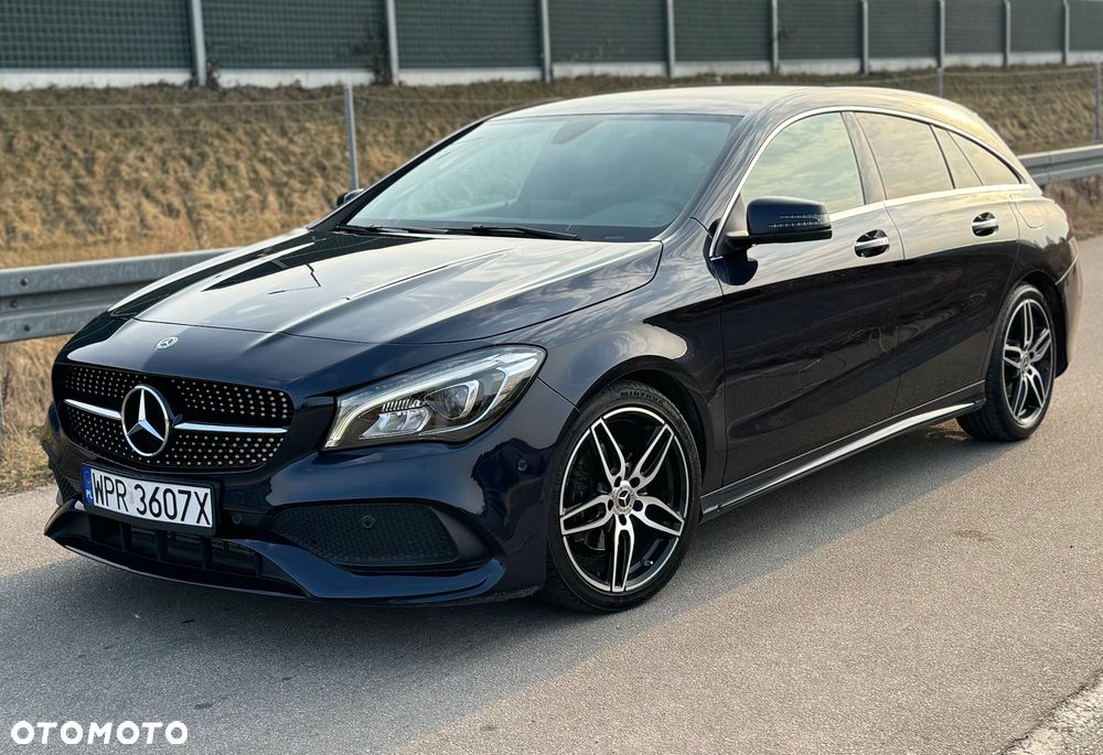 Mercedes-Benz CLA 180 AMG Line - 6