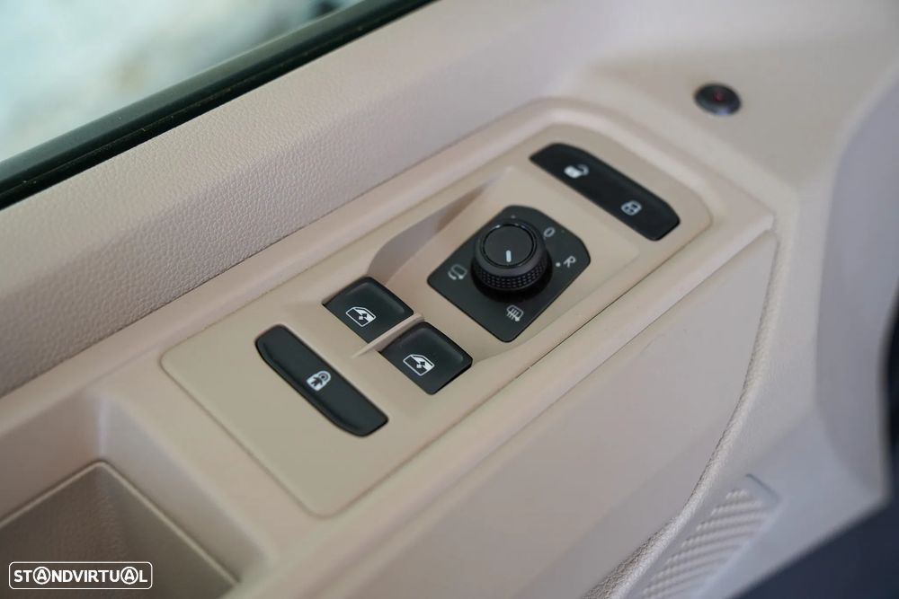 VW Multivan 1.5 TSI e-Hybrid Trend DSG - 16