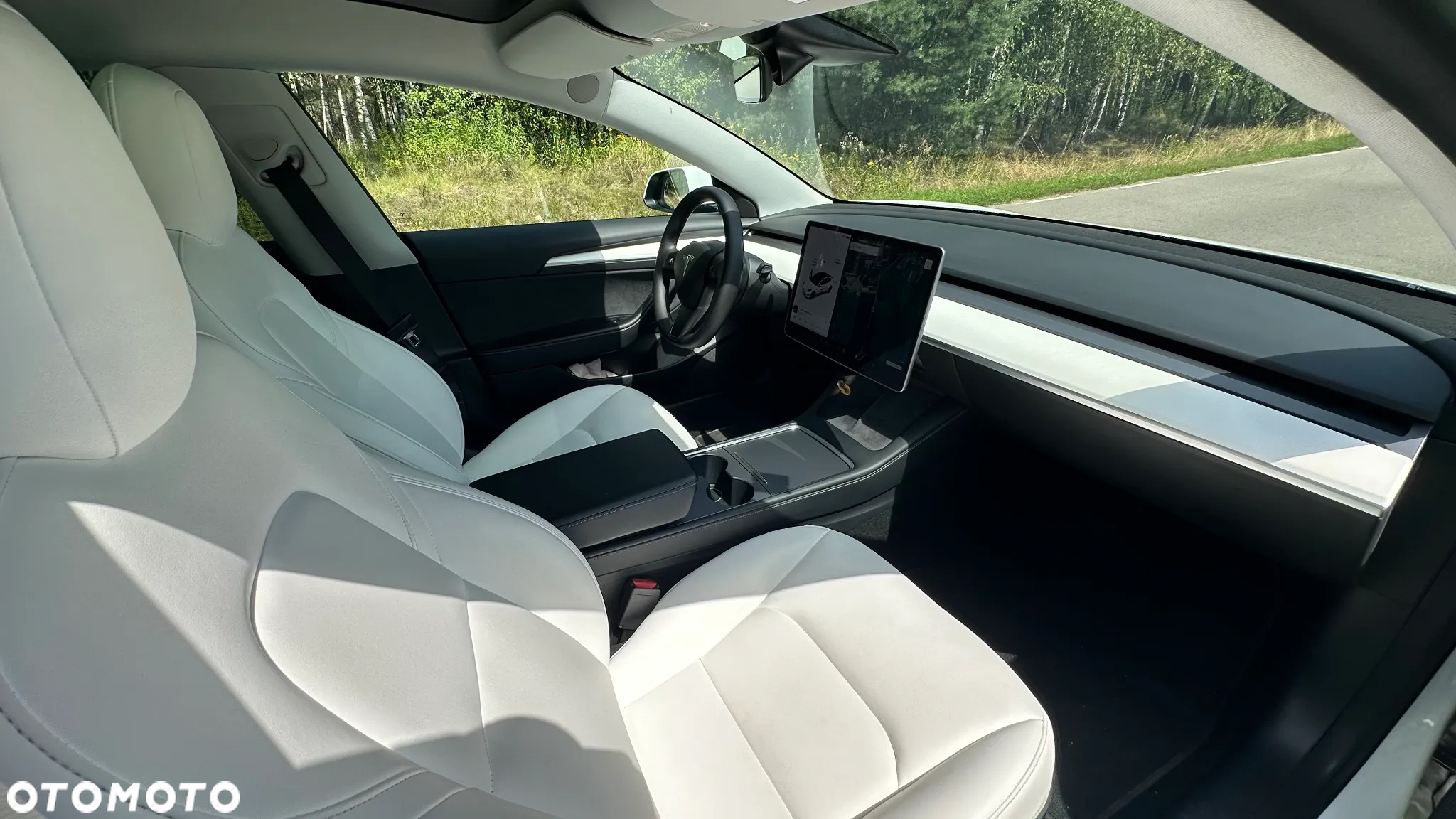 Tesla Model 3 Long Range AWD - 8