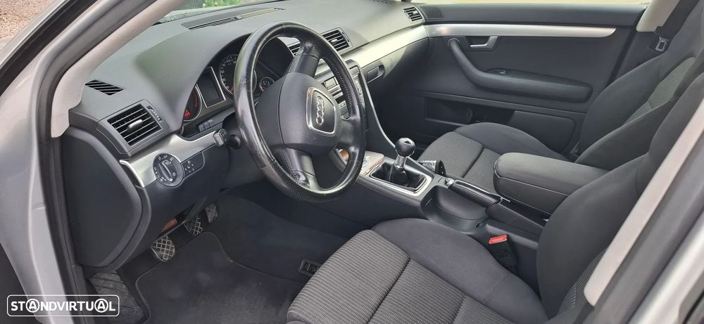 Audi A4 2.0 TDI - 7