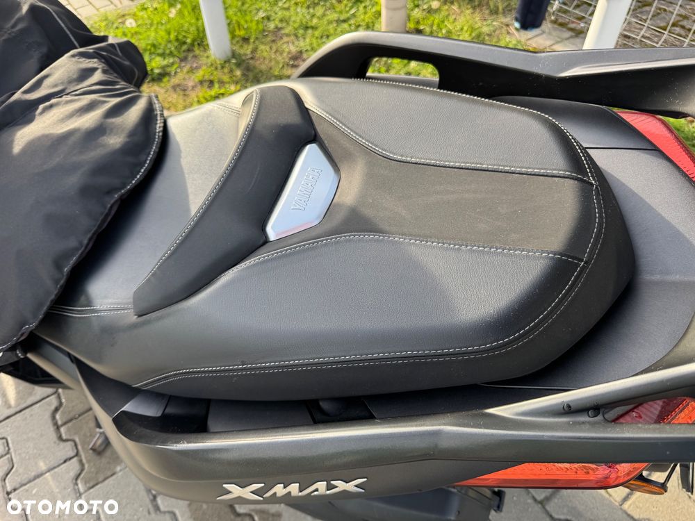 Yamaha X-max - 10