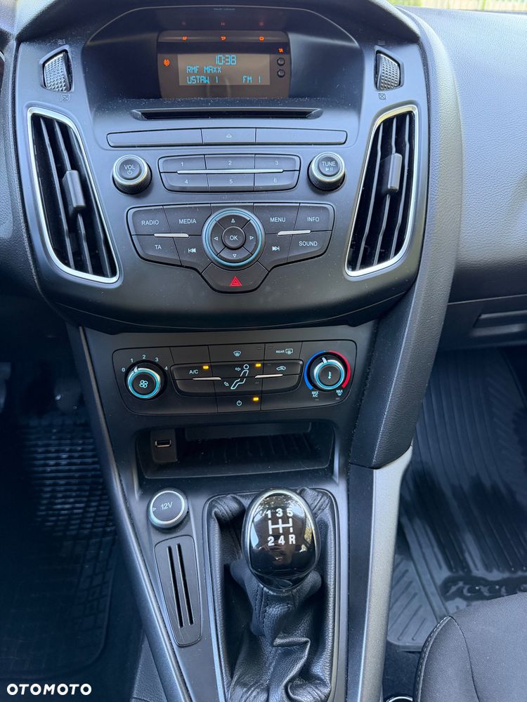 Ford Focus - 10