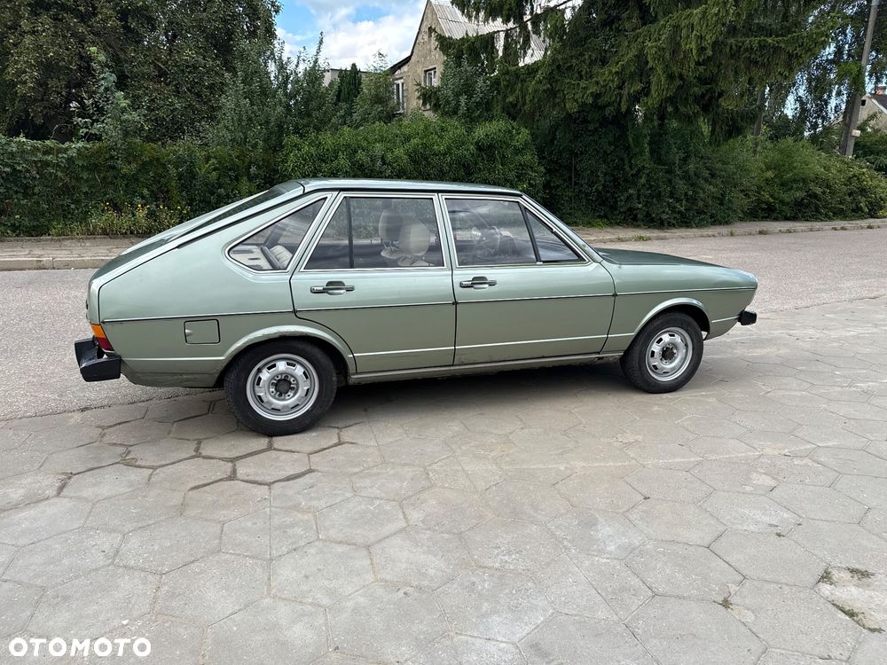 Volkswagen Passat - 17