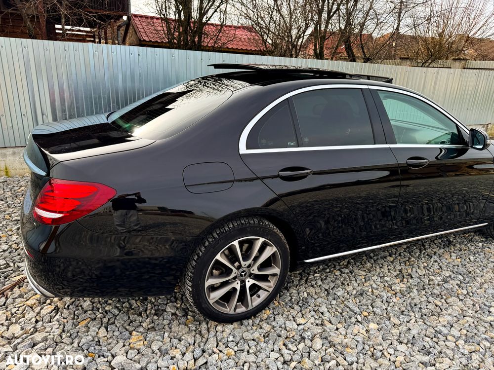 Mercedes-Benz E 300 de 9G-TRONIC - 7