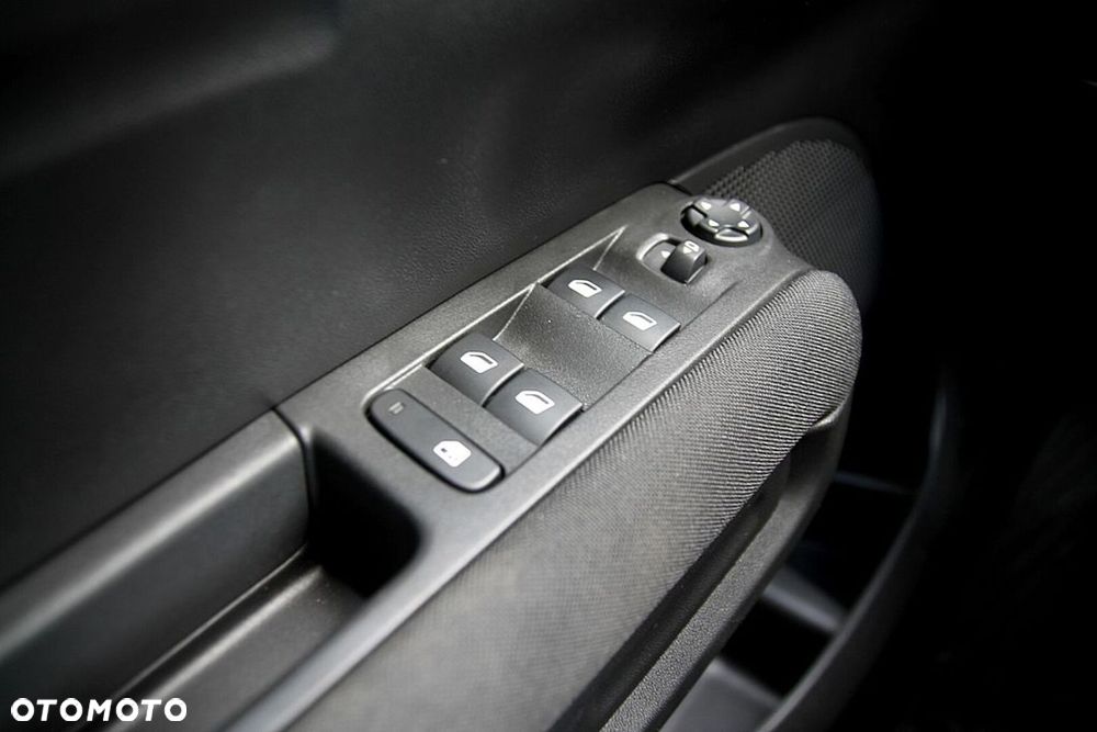 Citroën C3 Aircross 1.2 PureTech Max S&S EAT6 - 18