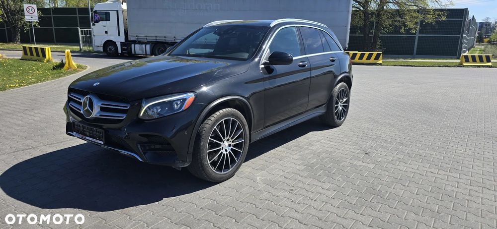 Mercedes-Benz GLC 300 4Matic 9G-TRONIC AMG Line - 4