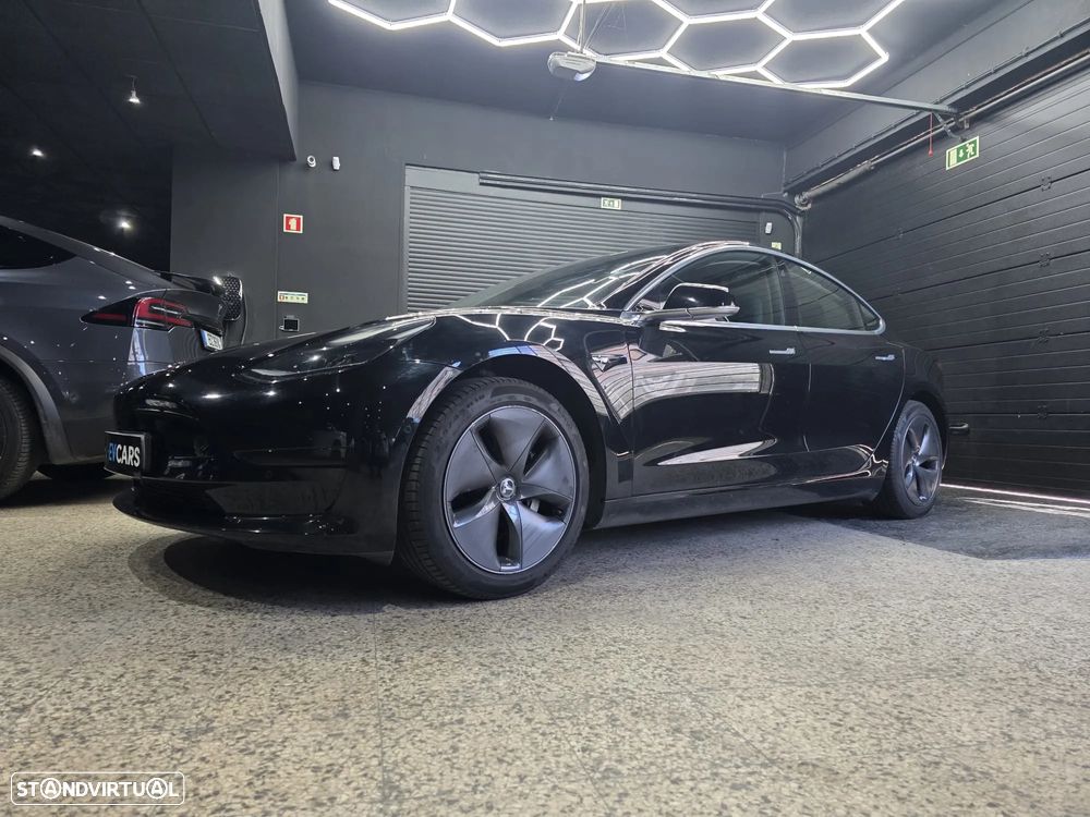 Tesla Model 3 Standard Range Plus RWD - 1