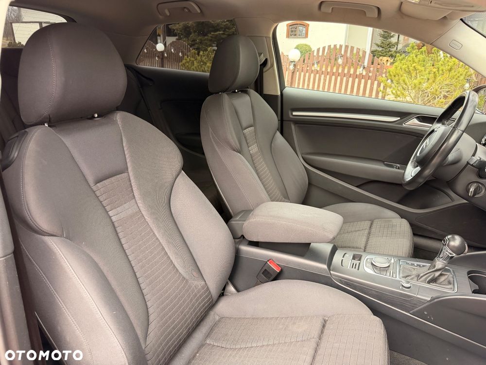 Audi A3 3-drzwiowe 1.8 TFSI Ambiente S tronic - 13