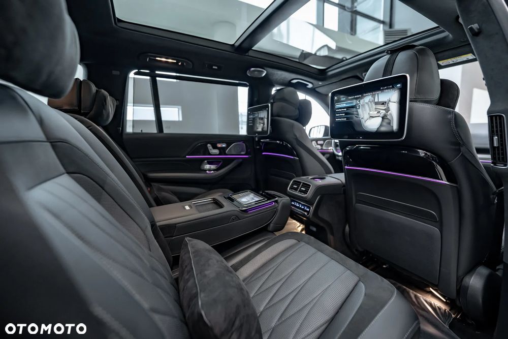 Mercedes-Benz GLS - 36