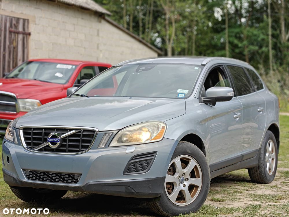 Volvo XC 60 3.2 AWD Momentum - 1