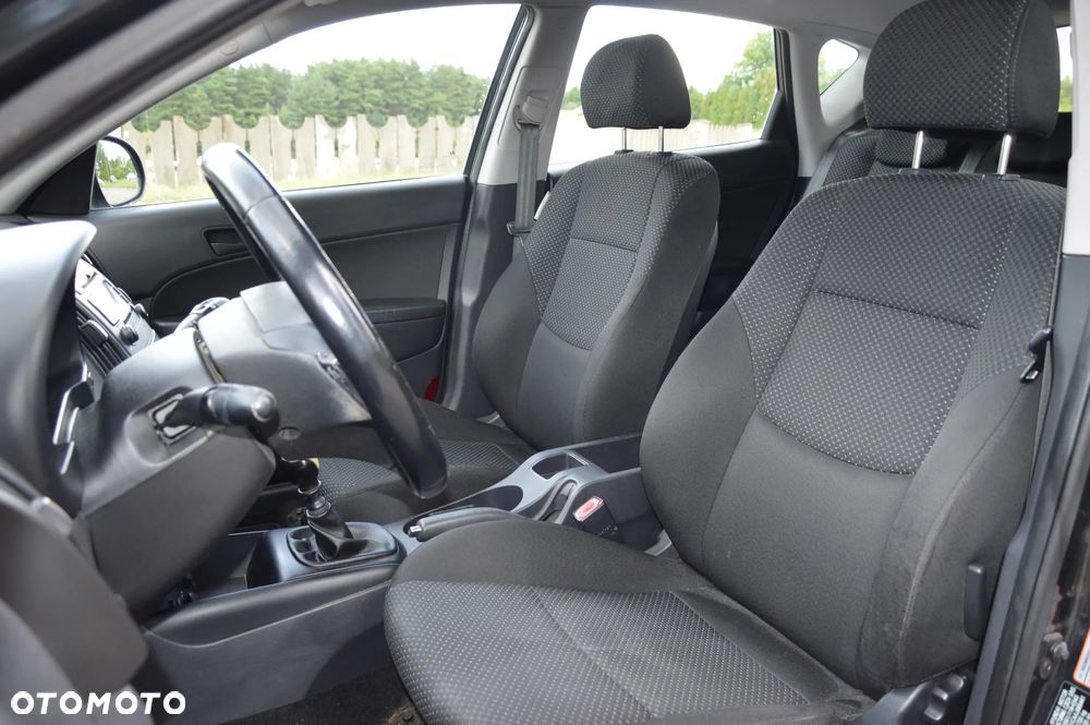 Hyundai i30 1.4 Classic - 12