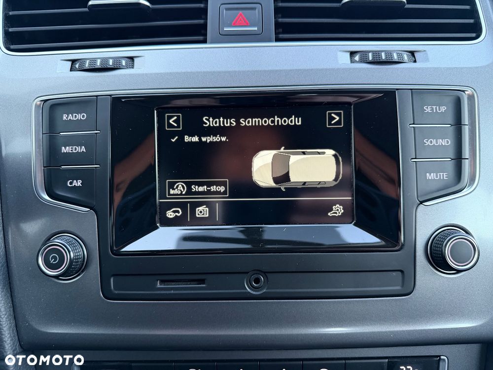 Volkswagen Golf 1.2 TSI BMT Trendline Perfectline - 36