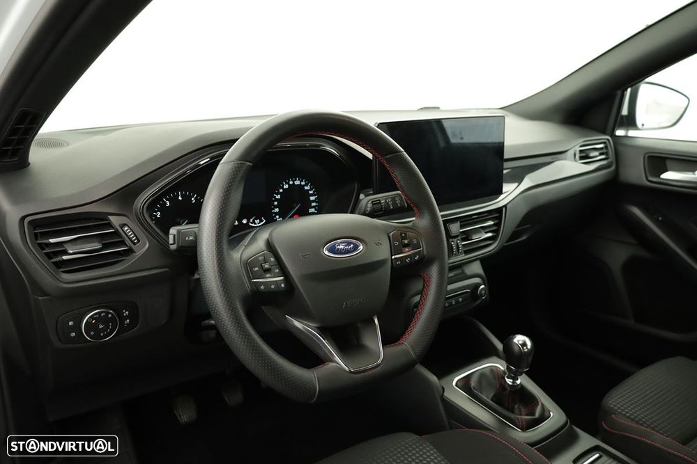 Ford Focus 1.0 EcoBoost MHEV ST-Line - 7