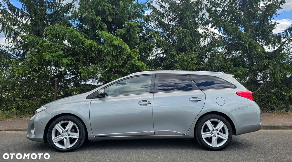 Toyota Auris 1.6 Prestige - 6