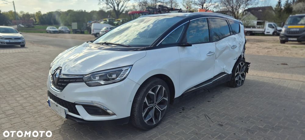 Renault Grand Scenic - 1