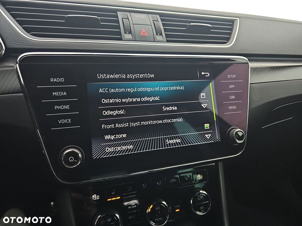 Skoda Superb 2.0 TDI SCR 4x4 Sportline DSG - 33