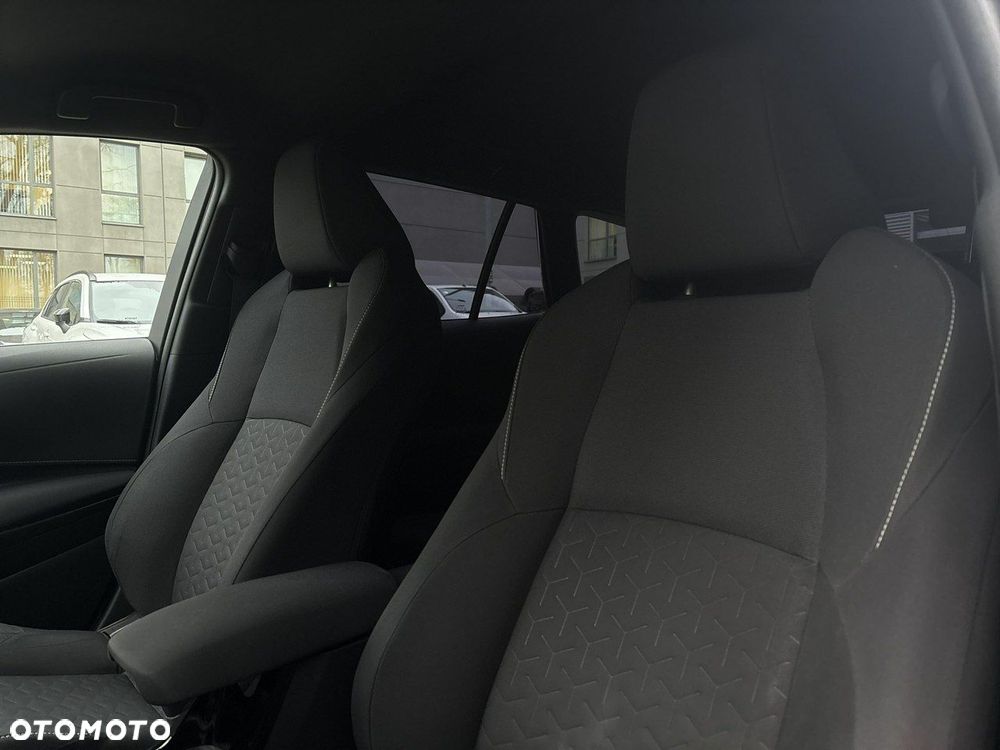 Toyota Corolla 2.0 Hybrid Comfort - 15