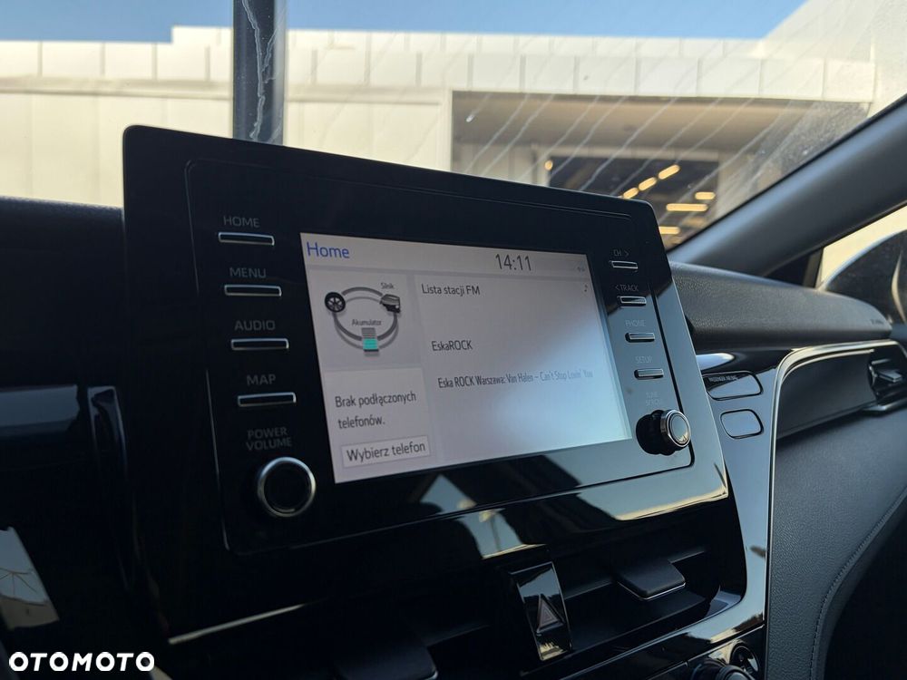 Toyota Camry 2.5 Hybrid Comfort CVT - 26