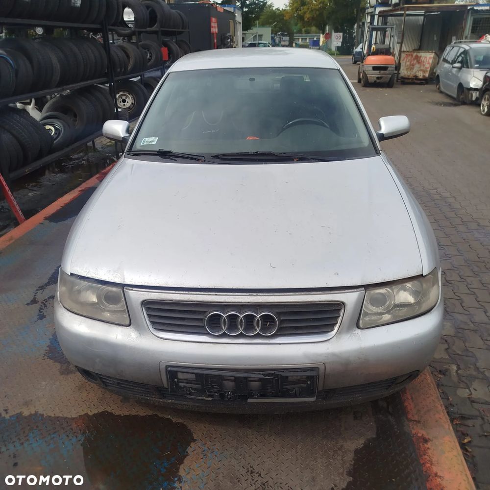 Audi A3 8L na części . - 1