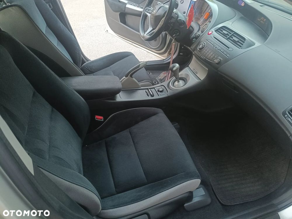 Honda Civic 1.8 Comfort - 7