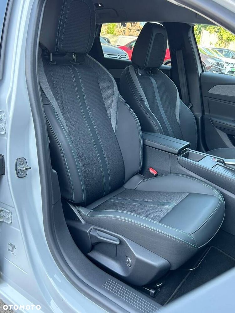 Peugeot 308 1.5 BlueHDi Allure S&S EAT8 - 27