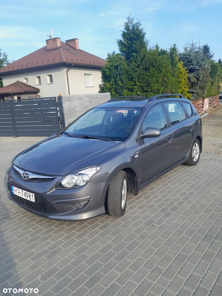 Hyundai I30 2011 photo 2