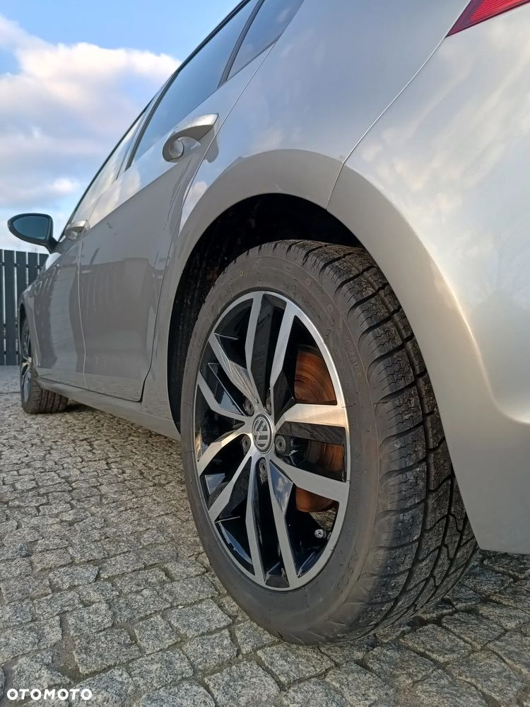 Volkswagen Golf 2.0 BlueTDI 4Motion Highline - 10