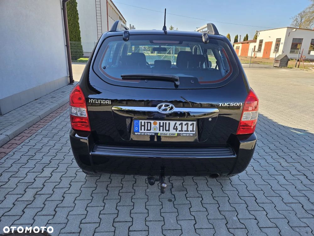 Hyundai Tucson 2.0 4WD GLS - 8