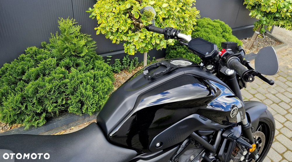 Yamaha MT - 26