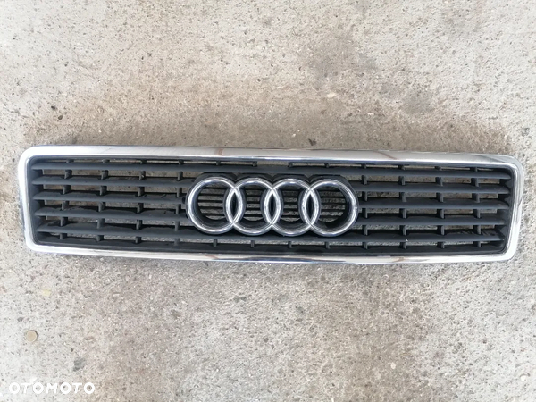 Grill Atrapa Maski Audi A8 D2 Lift Ładny 4D0853651N