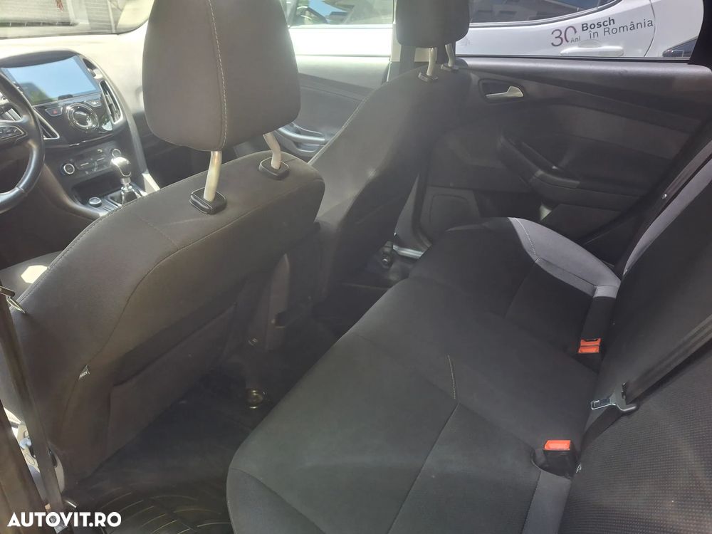 Ford Focus 1.5 TDCi Trend - 3