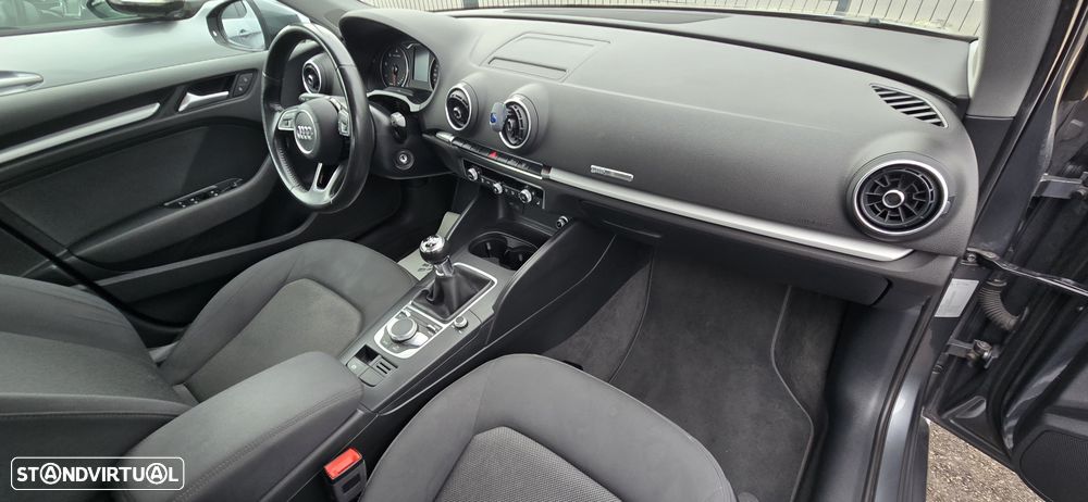 Audi A3 Sportback - 21