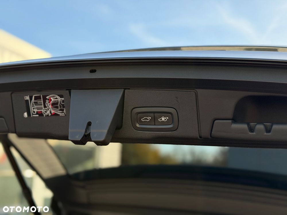 Volvo XC 60 D4 Inscription - 23