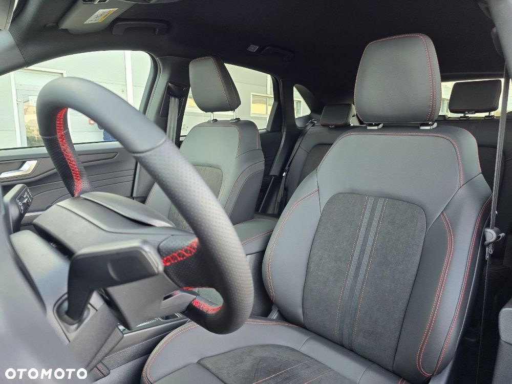 Ford Kuga - 12