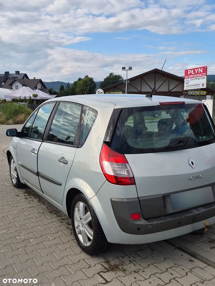 Renault Scenic 2.0 Confort Authentique - 5
