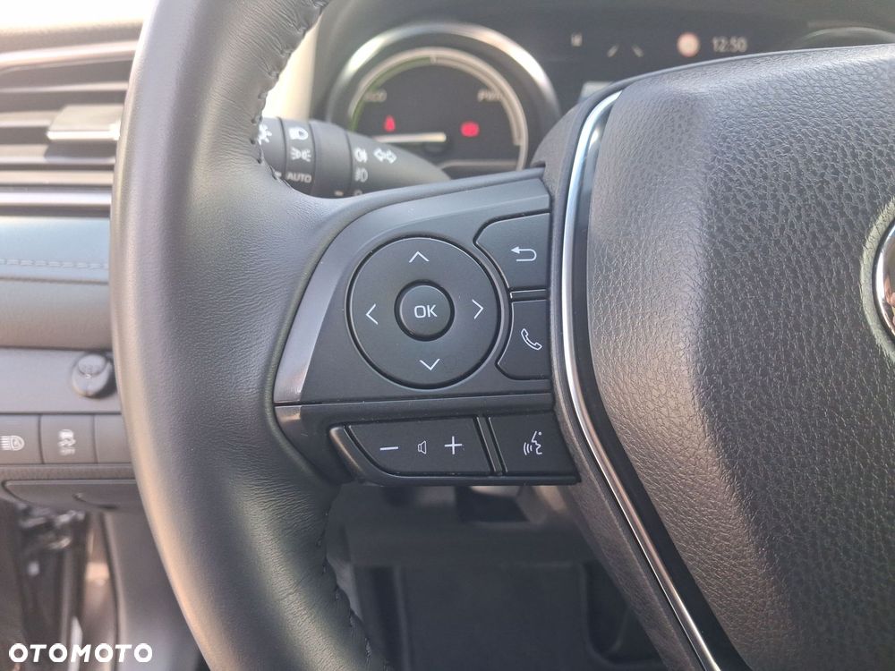 Toyota Camry 2.5 Hybrid Comfort CVT - 21